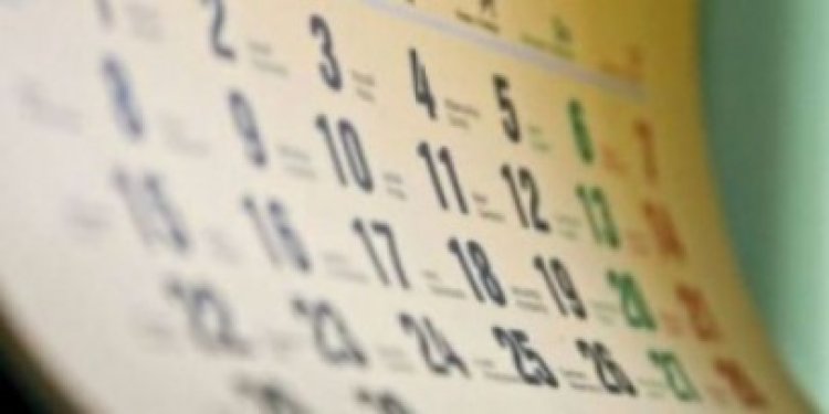 Iată câte zile libere vor avea bugetarii în 2014